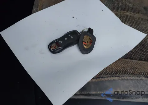 2014 Porsche Cayenne Gts из США, поврежденный, VIN WP1AD2A2XELA77273